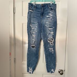 American Eagle Distressed Denim Curvy Jeggings